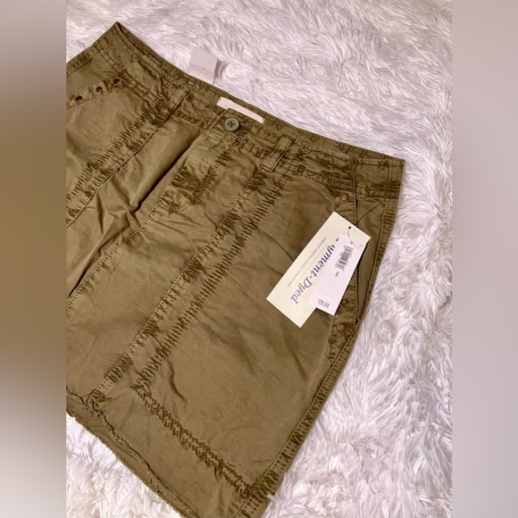 NWT Old Navy Mini Khaki Skirt Size 8 - Picture 4 of 4